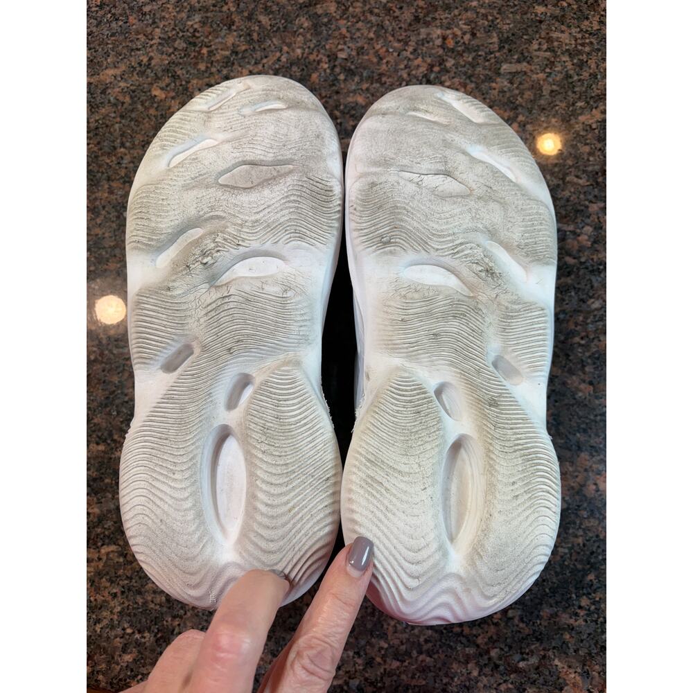 Adidas Yeezy Ararat White Foam Runners Size 43 (Mens 9/9.5) Excellent Cond - Picture 8 of 13